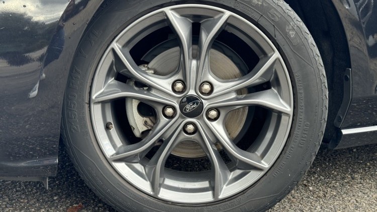 Ford Focus ST-LINE ECOBOOST